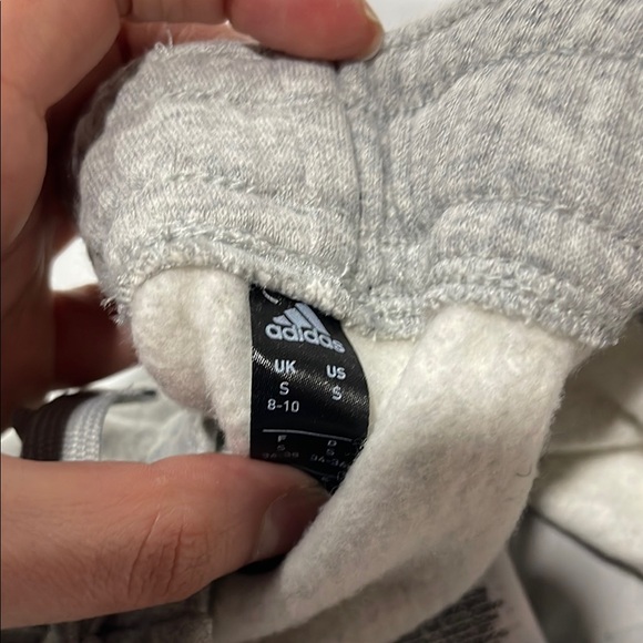 NWOT Adidas track pants women’s - Picture 2 of 2